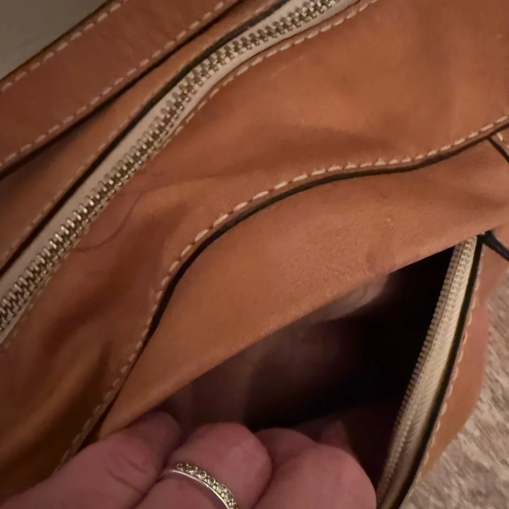 Fossil leather Brown With Flower Applique Hobo Purse Vintage Condition - Picture 6 of 8